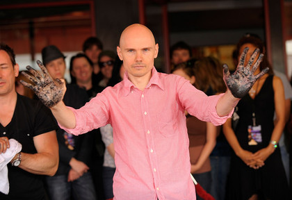 Large_billyhands
