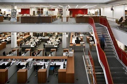 Large_nyt-newsroom