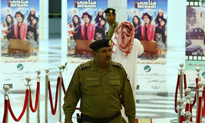 Large_saudi-police-patrol-red-c-010