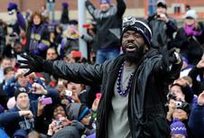 Medium_hi-res-160769987_crop_exact