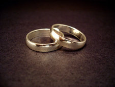 Medium_rsz_wedding_rings